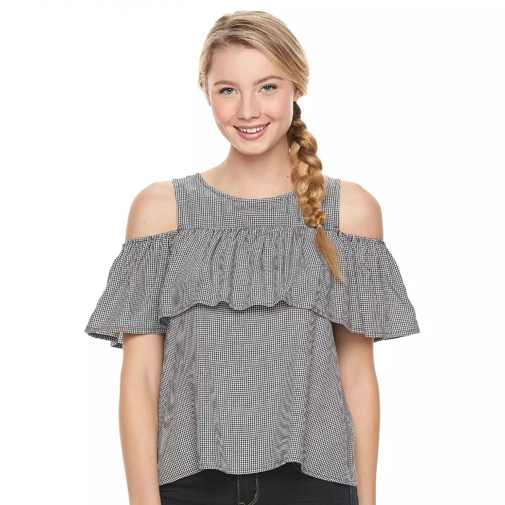Junior’s SO Ruffle Cold-Shoulder Top Small